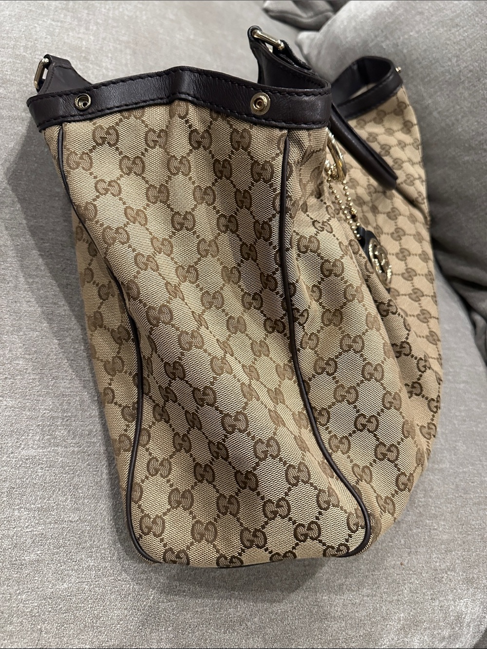 Large Gucci Sukey Shoulder bag - Picture 4 of 13